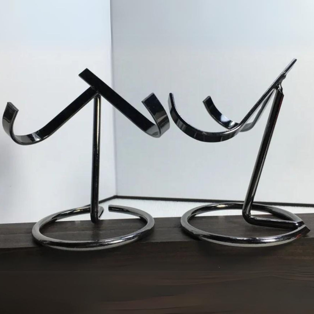 Large Metal Heart Stand