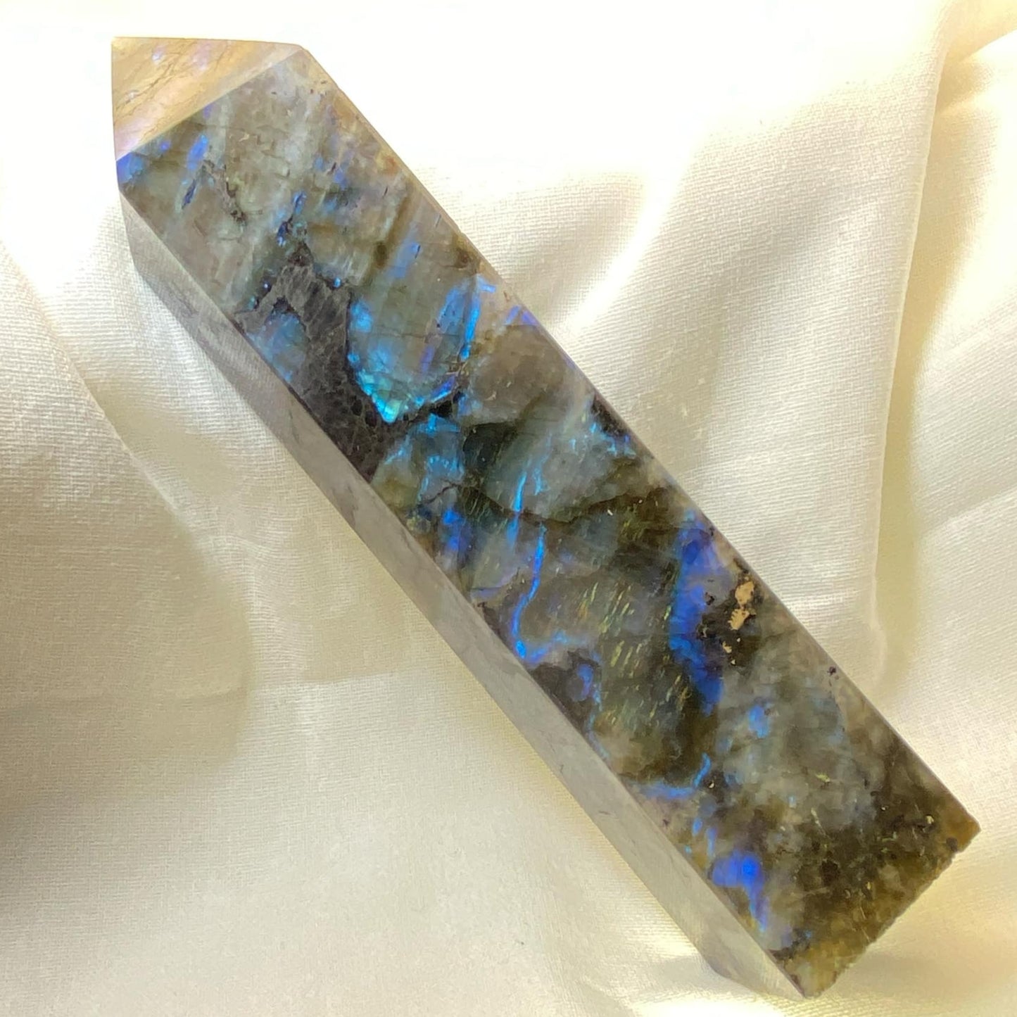 Labradorite Tower #6 - 741g - 20.7cm