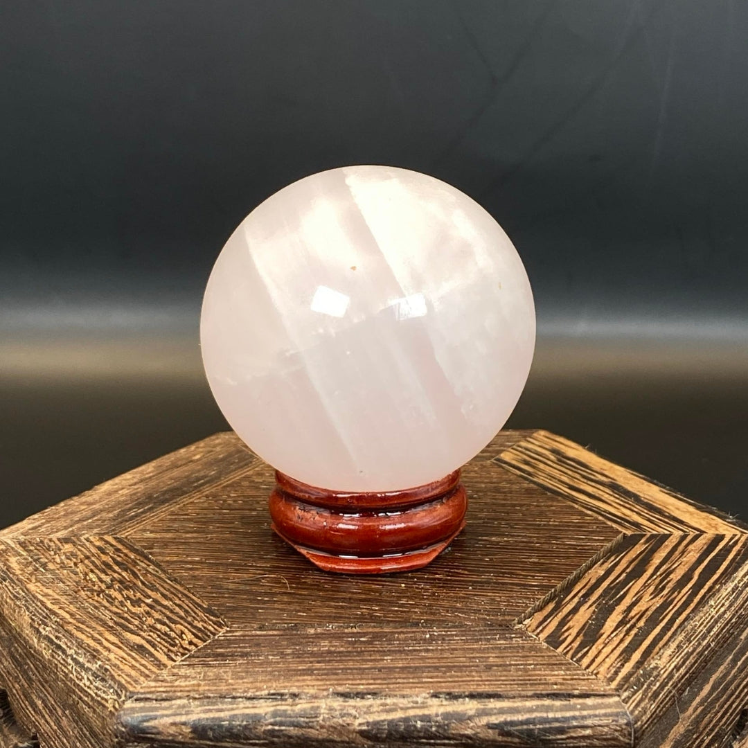 Mangano Calcite Sphere #1